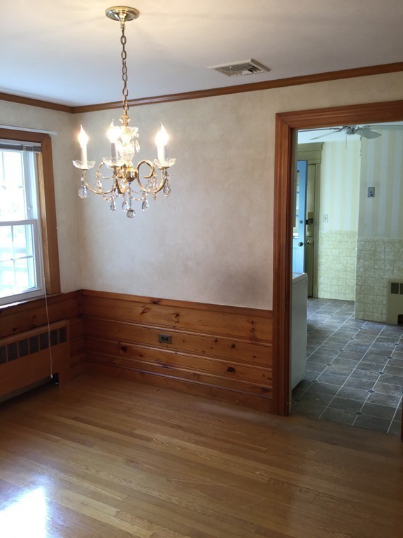 150 Barton Road Wellesley, MA 02481 - Photo 12 of 20 a view of room with window