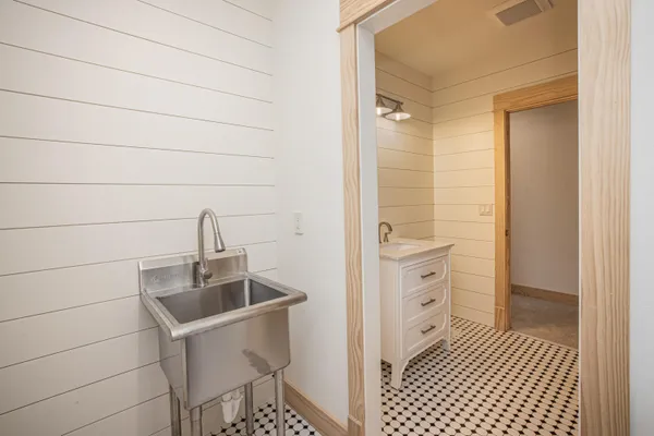 $1,499,999 | N52-w6300-2 Mill Street, Cedarburg, WI 53012