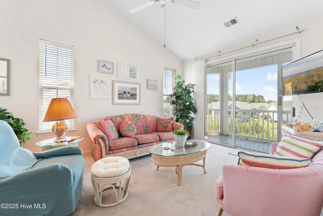 $199,900 | 881 Great Egret Circle Southwest, Unit 5, Sunset Beach, NC 28468