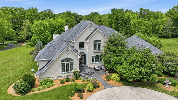 $1,125,000 | 2372 Manistique Lakes Drive, Lebanon, OH 45036