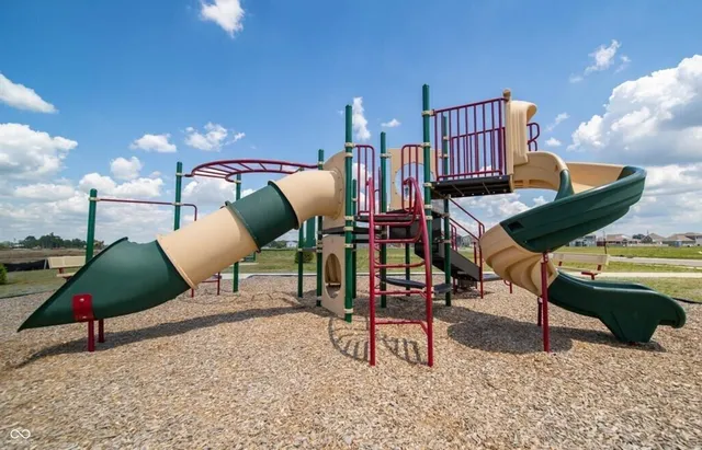 $284,900 | 6175 Rhinecliff Drive, Whitestown, IN 46075