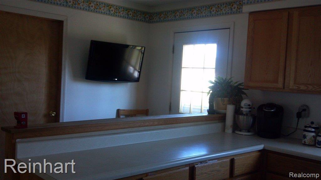 5163 Scofield Road Maybee, MI 48159 - Photo 5 of 23 KITCHEN