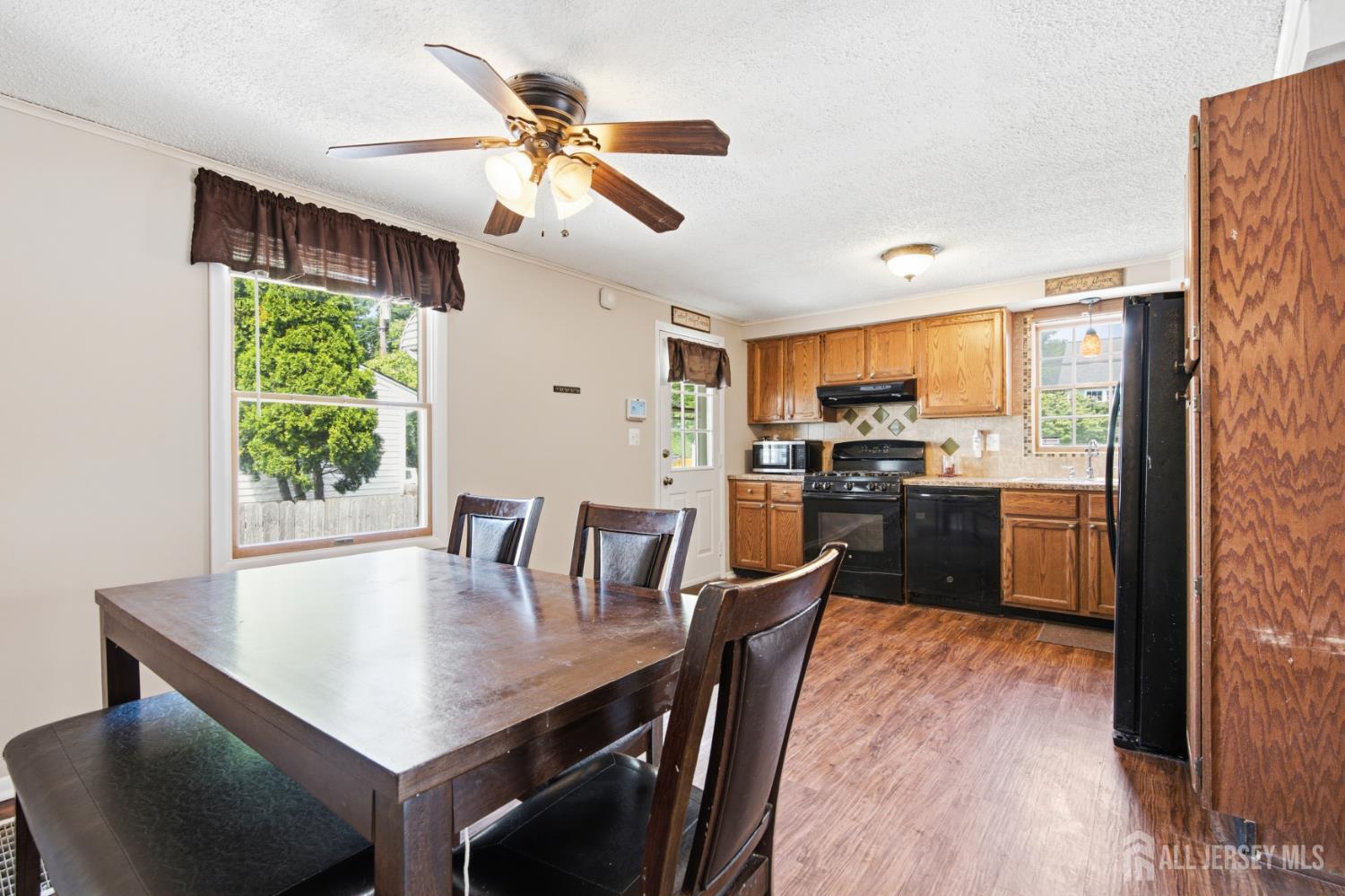 16 Avenue B Helmetta, NJ 08828 - Photo 12 of 28