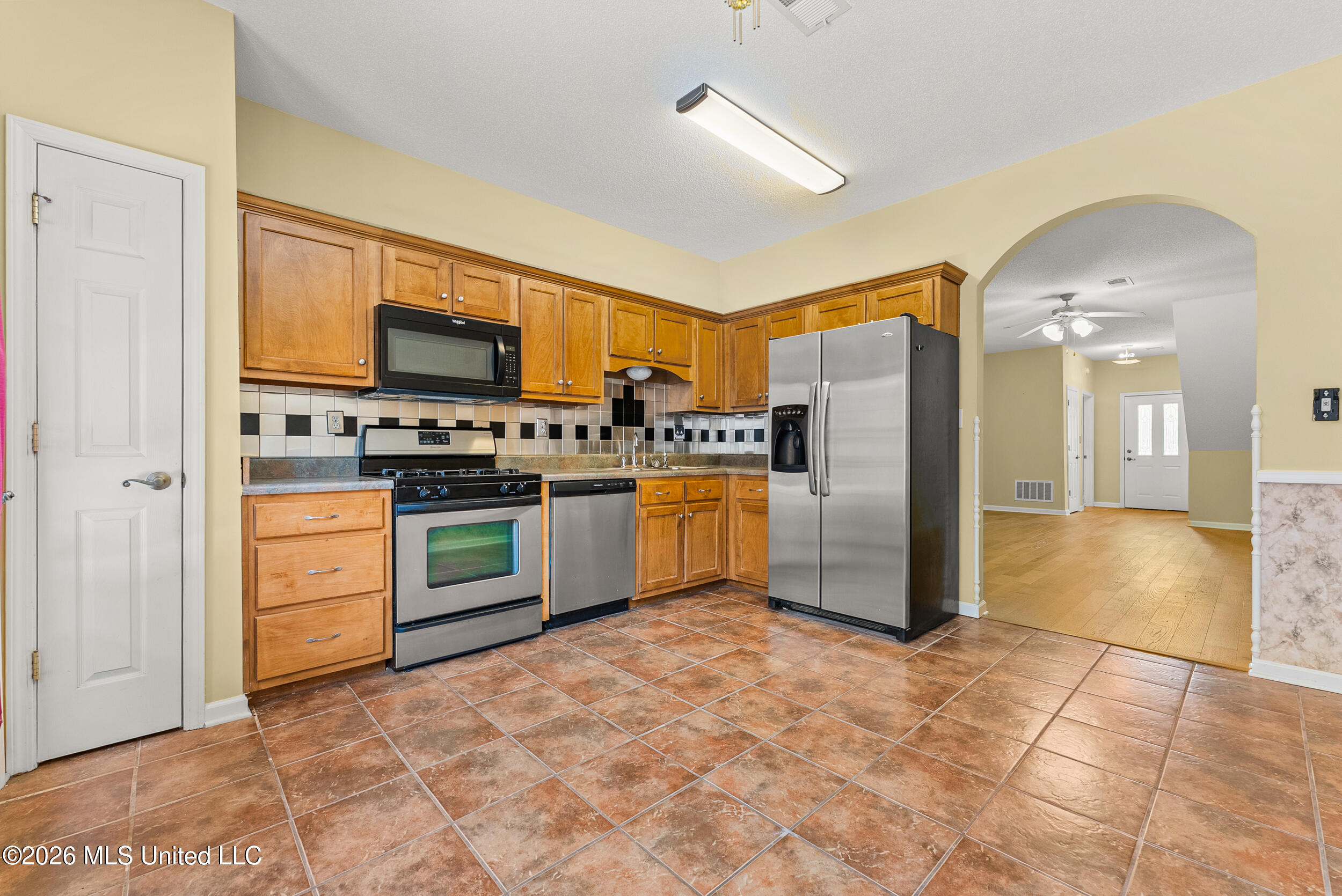 1144 Martin Circle North Hernando, MS 38632 - Photo 12 of 24 Kitchen