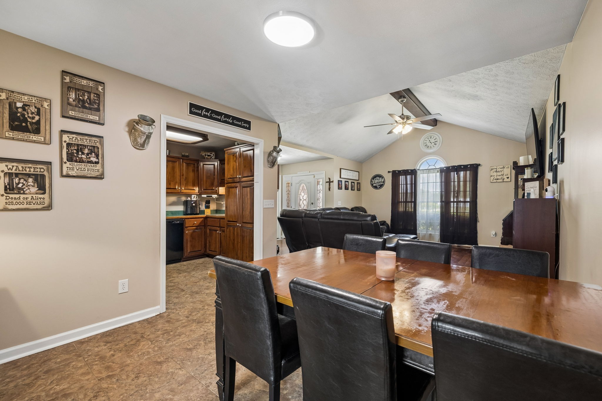 2075 Nikki Drive Springfield, TN 37172 - Photo 15 of 58 a living room with stainless steel appliances kitchen island granite countertop furniture and a view of kitchen