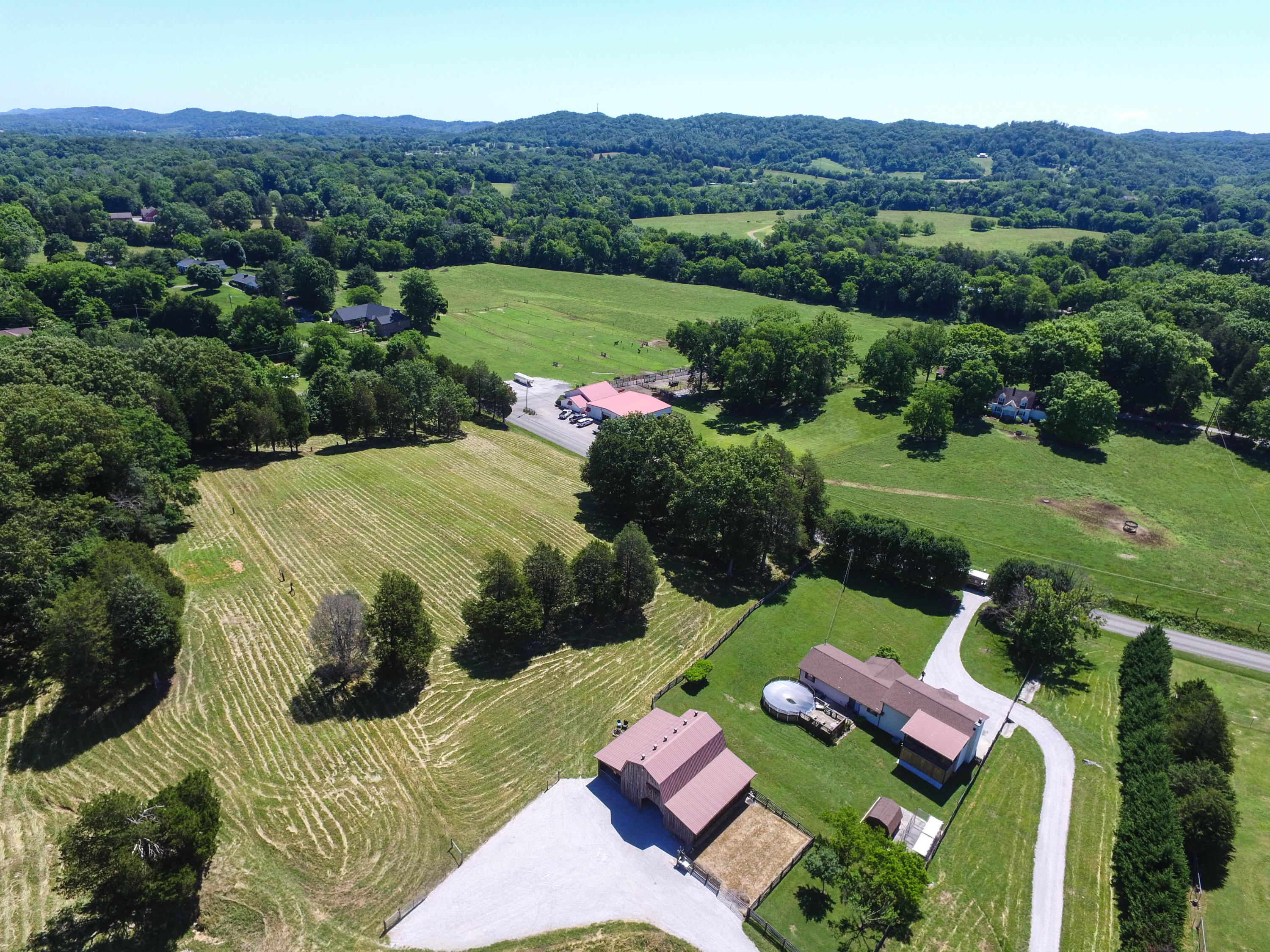 377 Sinking Springs Road Clinton, TN 37716 - Photo 5 of 38 DJI_0220