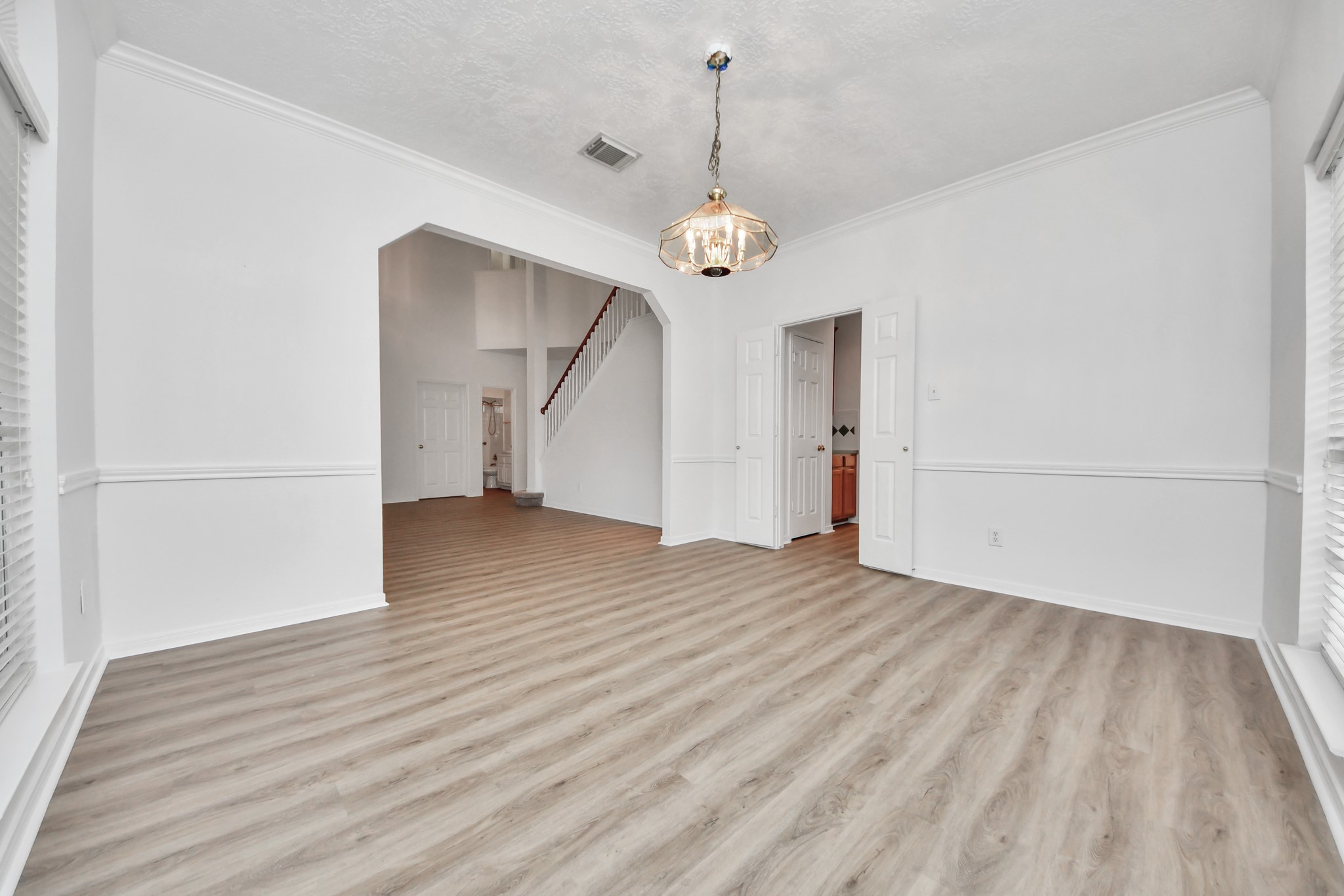 4423 Tree Line Drive Pasadena, TX 77505 - Photo 11 of 50