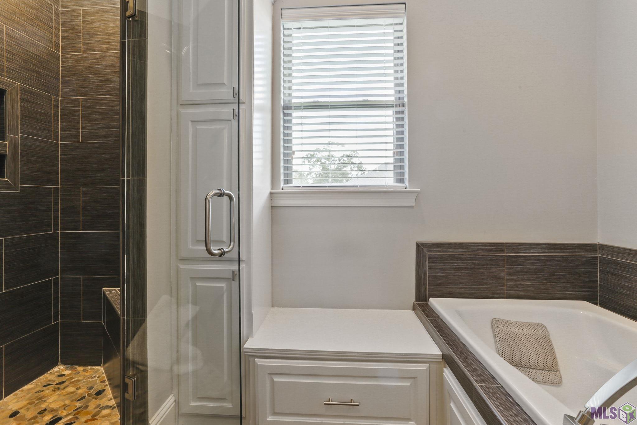 13517 Crawford Road Gonzales, LA 70737 - Photo 13 of 17 Gallery Image 13