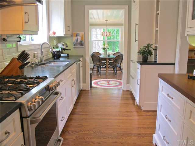 2221 Oxford Road Raleigh, NC 27608 - Photo 6 of 24 Photo 6