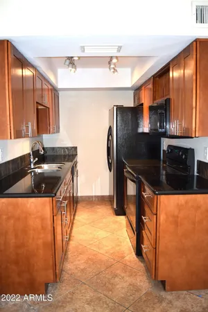 $1,450 | 286 West Palomino Drive, Unit 2, Chandler, AZ 85225