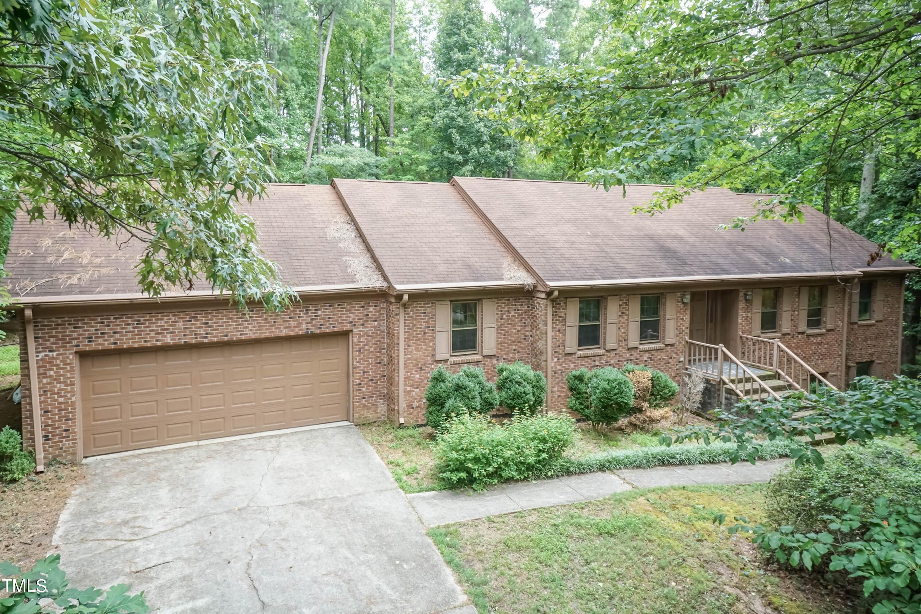 9212 Oneal Road Raleigh, NC 27613 - Photo 2 of 51 Front 04