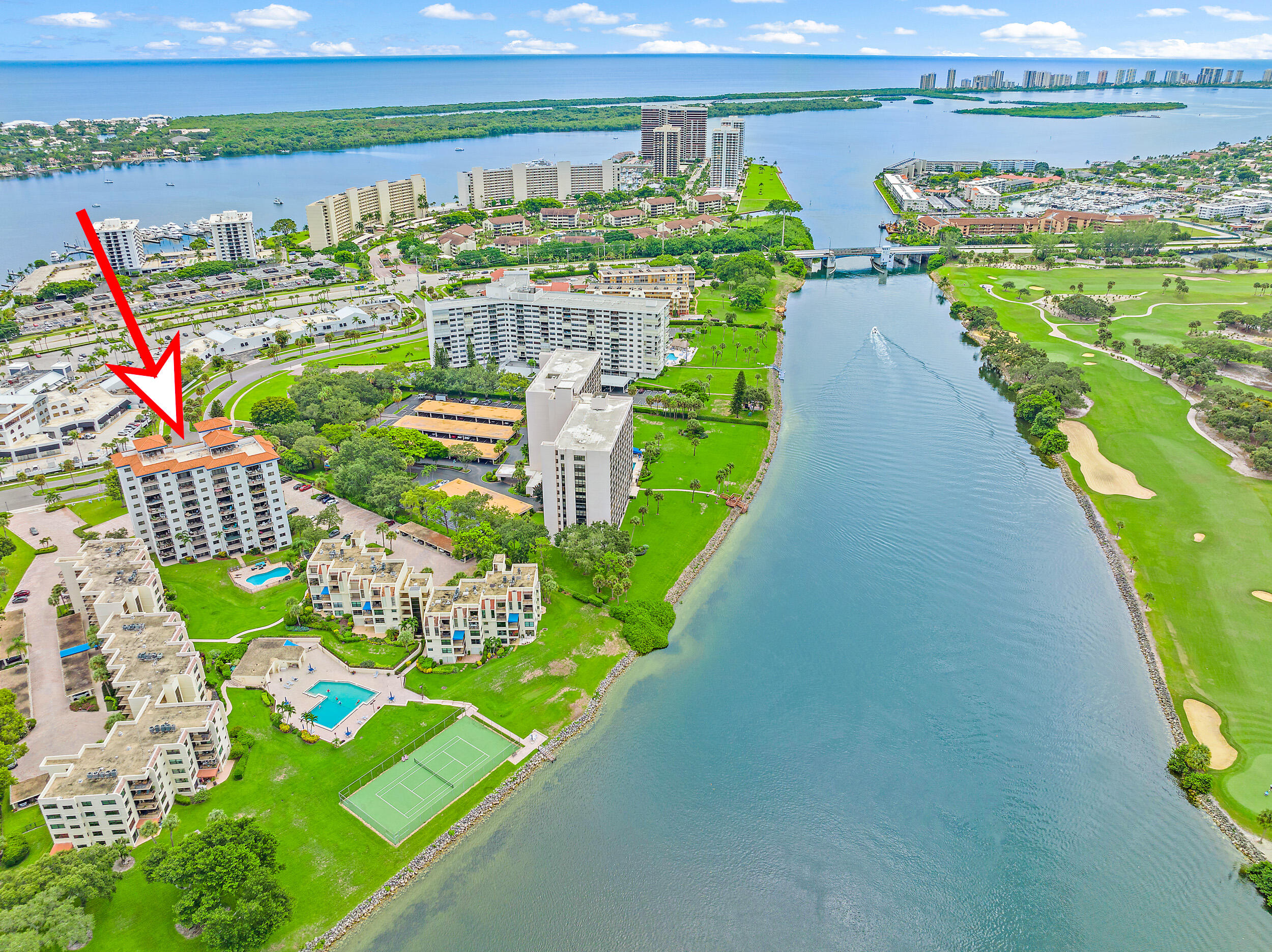 370 Golfview Road, Unit 203 North Palm Beach, FL 33408 - Photo 1 of 22 Aerial