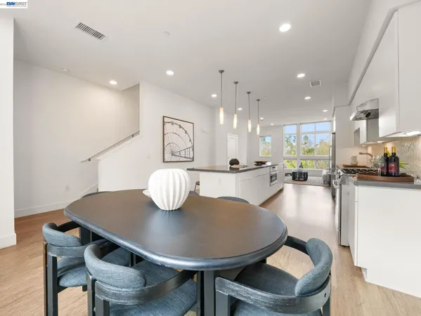 $975,000 | 3768 Capitol Avenue, Unit 309B, Fremont, CA 94538