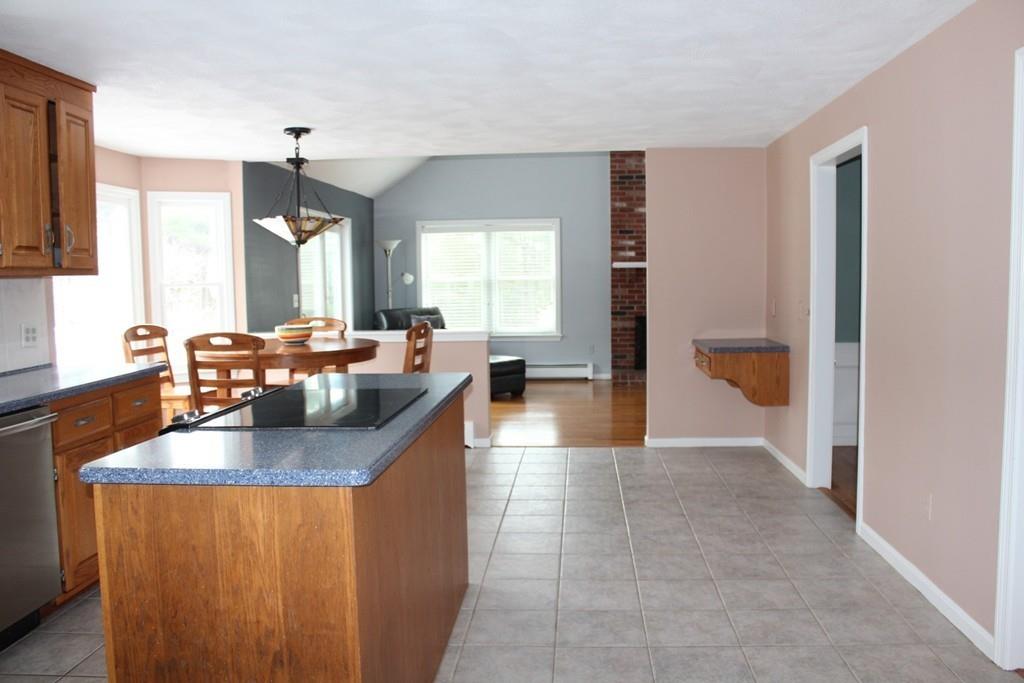 63 Grafton Road Upton, MA 01568 - Photo 5 of 42 Gallery Image 5