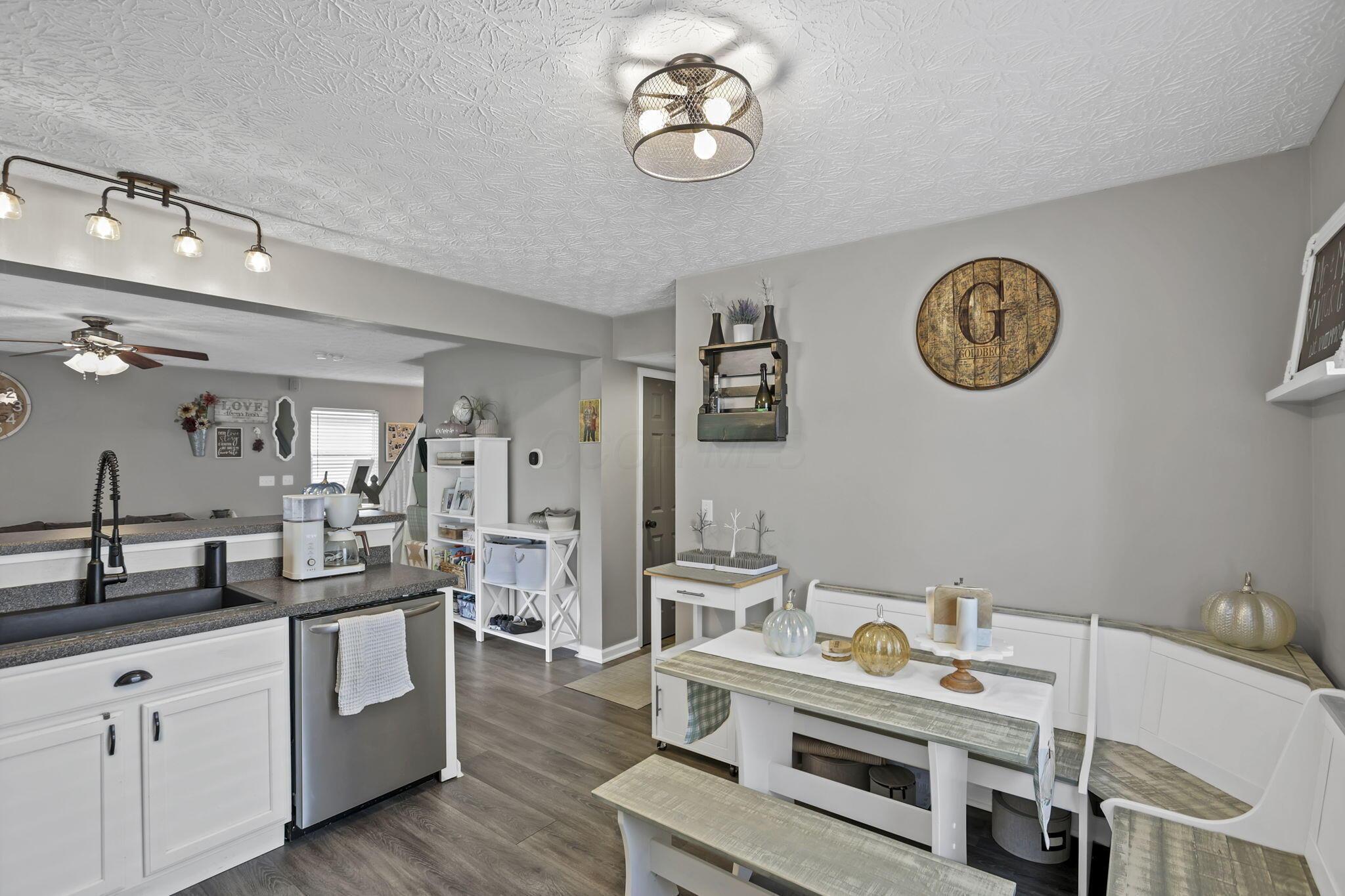 2161 Ripple Road Hilliard, OH 43026 - Photo 13 of 34 Kitchen/Eat In