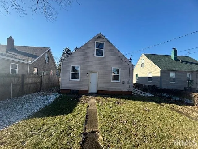 $144,000 | 518 South Falcon Street, South Bend, IN 46619
