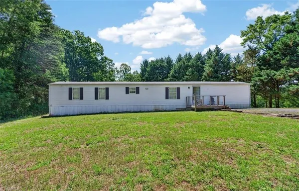 $150,000 | 1709 Bud Tilley Road, Pinnacle, NC 27043