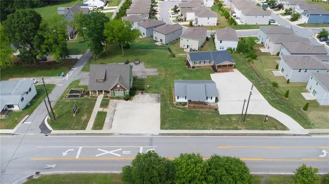 $850,000 | 334 Glenn Abby Lane, Pendergrass, GA 30567