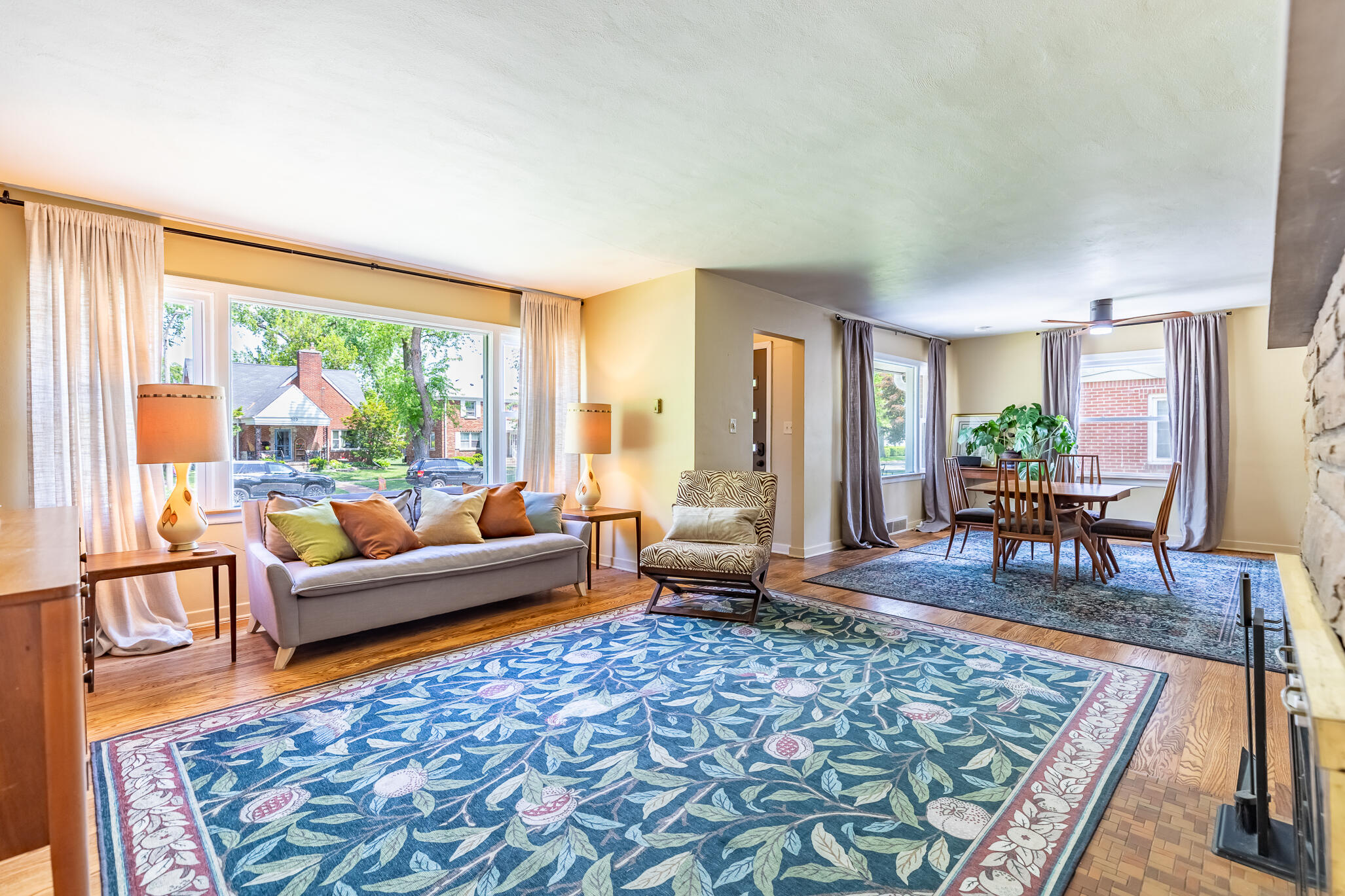 304 Beverly Place Munster, IN 46321 - Photo 12 of 57 2054x1369