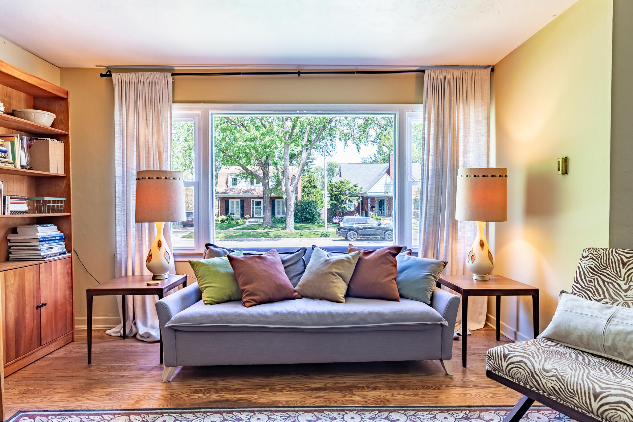 304 Beverly Place Munster, IN 46321 - Photo 15 of 57 2054x1369