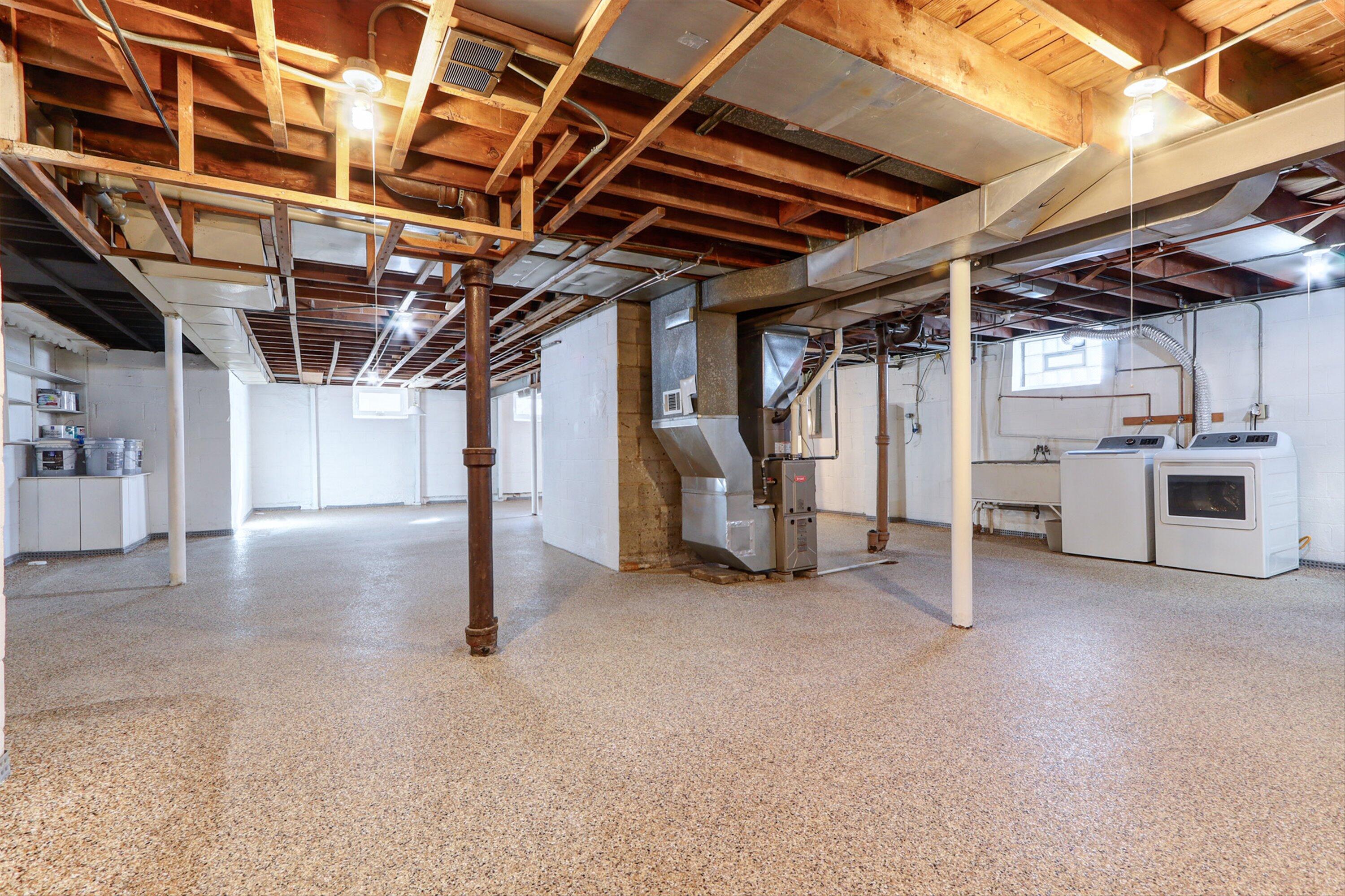 304 Beverly Place Munster, IN 46321 - Photo 35 of 57 3000x2000