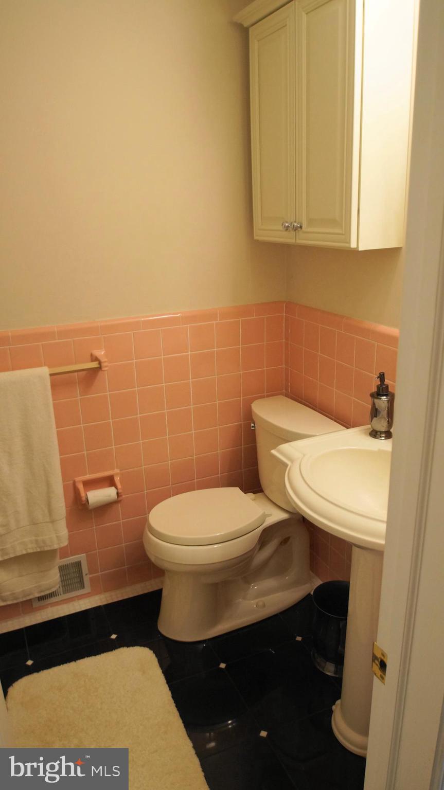 3988 Longfellow Road Huntingdon Valley, PA 19006 - Photo 20 of 29 Gallery Image 20