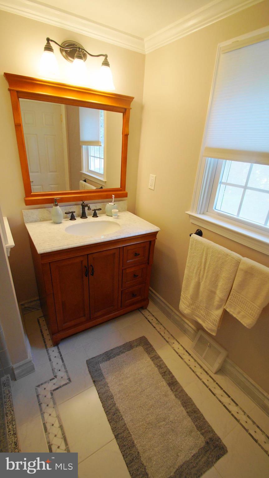 3988 Longfellow Road Huntingdon Valley, PA 19006 - Photo 23 of 29 Gallery Image 23