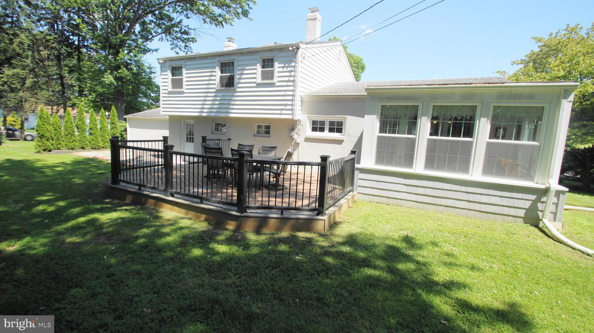 3988 Longfellow Road Huntingdon Valley, PA 19006 - Photo 4 of 29 Gallery Image 4
