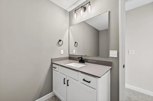 $669,900 | 924 Yellowcrest Street Southwest, Delano, MN 55328