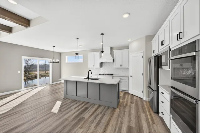 $669,900 | 924 Yellowcrest Street Southwest, Delano, MN 55328