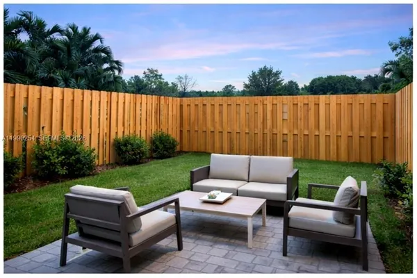 $2,600 | 27640 Southwest 156th Court, Homestead, FL 33032