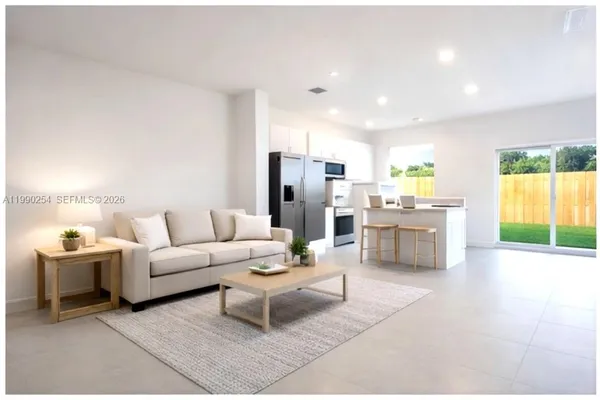 $2,600 | 27640 Southwest 156th Court, Homestead, FL 33032