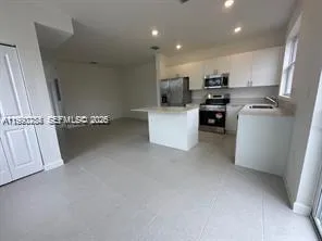 $2,600 | 27640 Southwest 156th Court, Homestead, FL 33032
