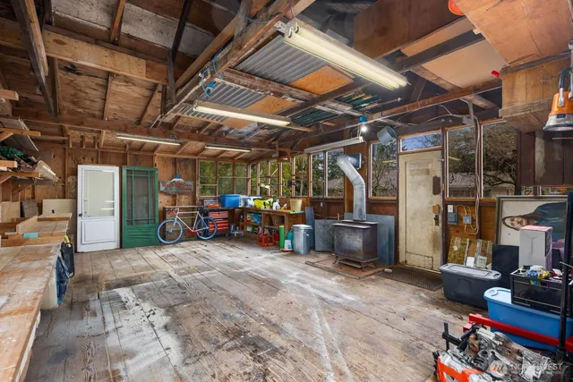 $599,999 | 5724 Lowell Road, Everett, WA 98203