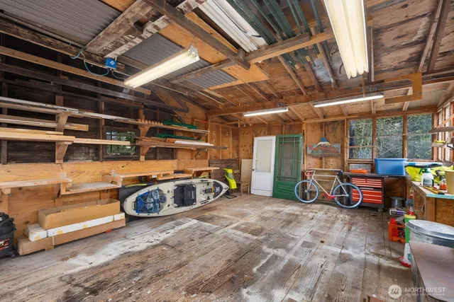 $599,999 | 5724 Lowell Road, Everett, WA 98203