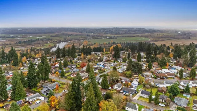 $599,999 | 5724 Lowell Road, Everett, WA 98203