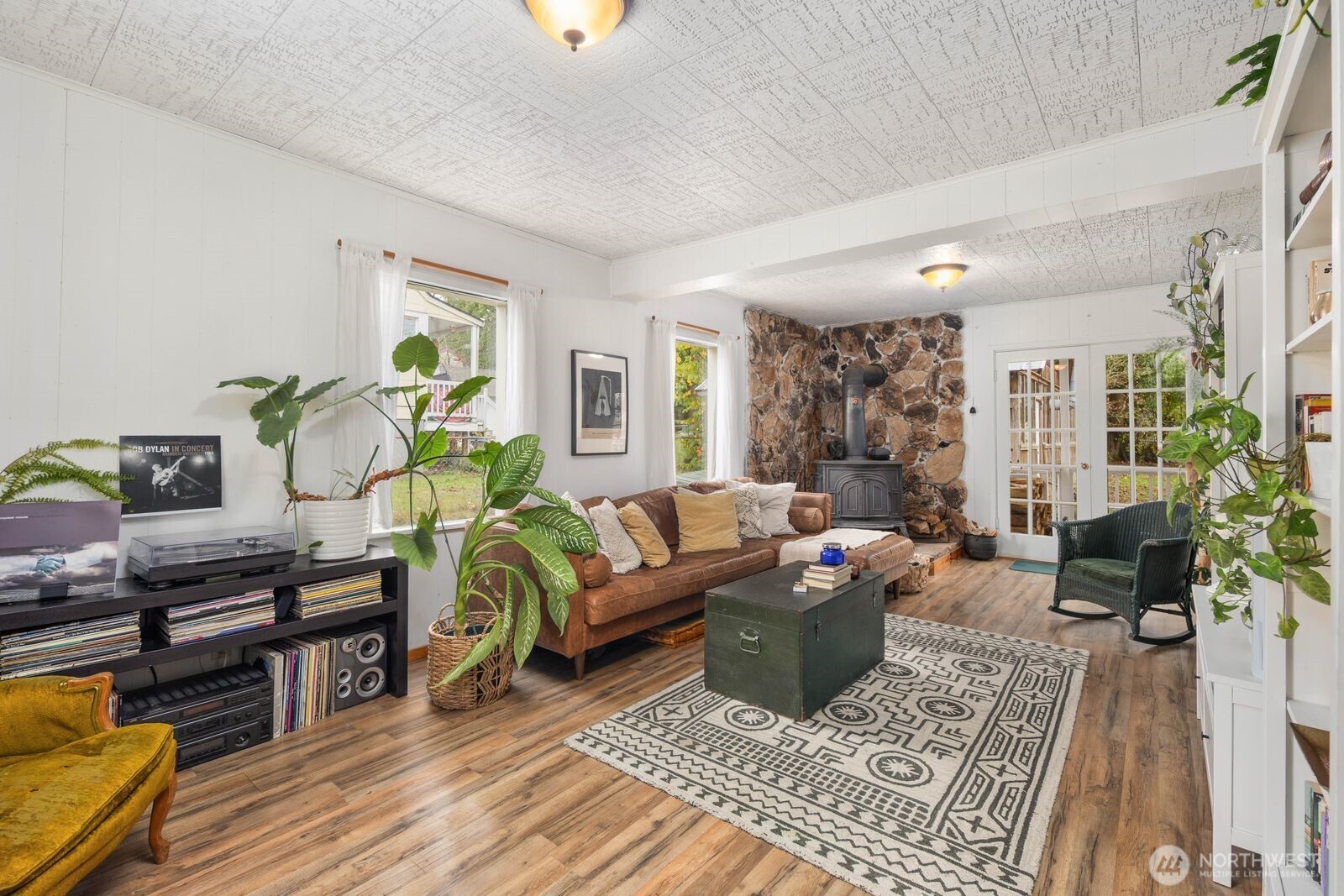 5724 Lowell Road Everett, WA 98203 - Photo 9 of 35