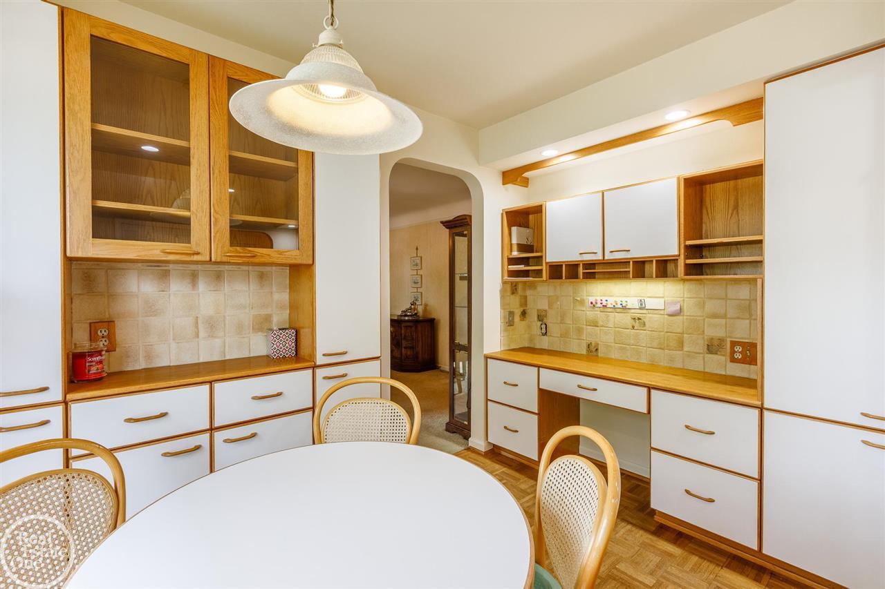 1720 Vernier Road Grosse Pointe, MI 48236 - Photo 20 of 35 50055356-19.JPG