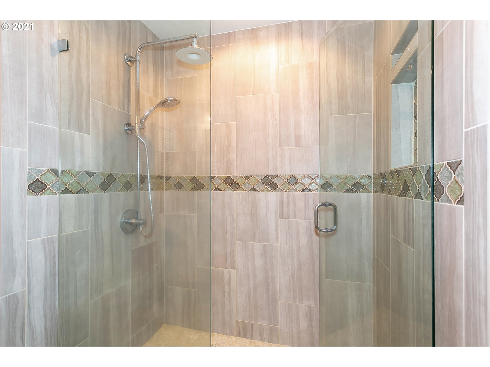 28353 Southwest Mountain Road West Linn, OR 97068 - Photo 19 of 32 Gallery Image 19
