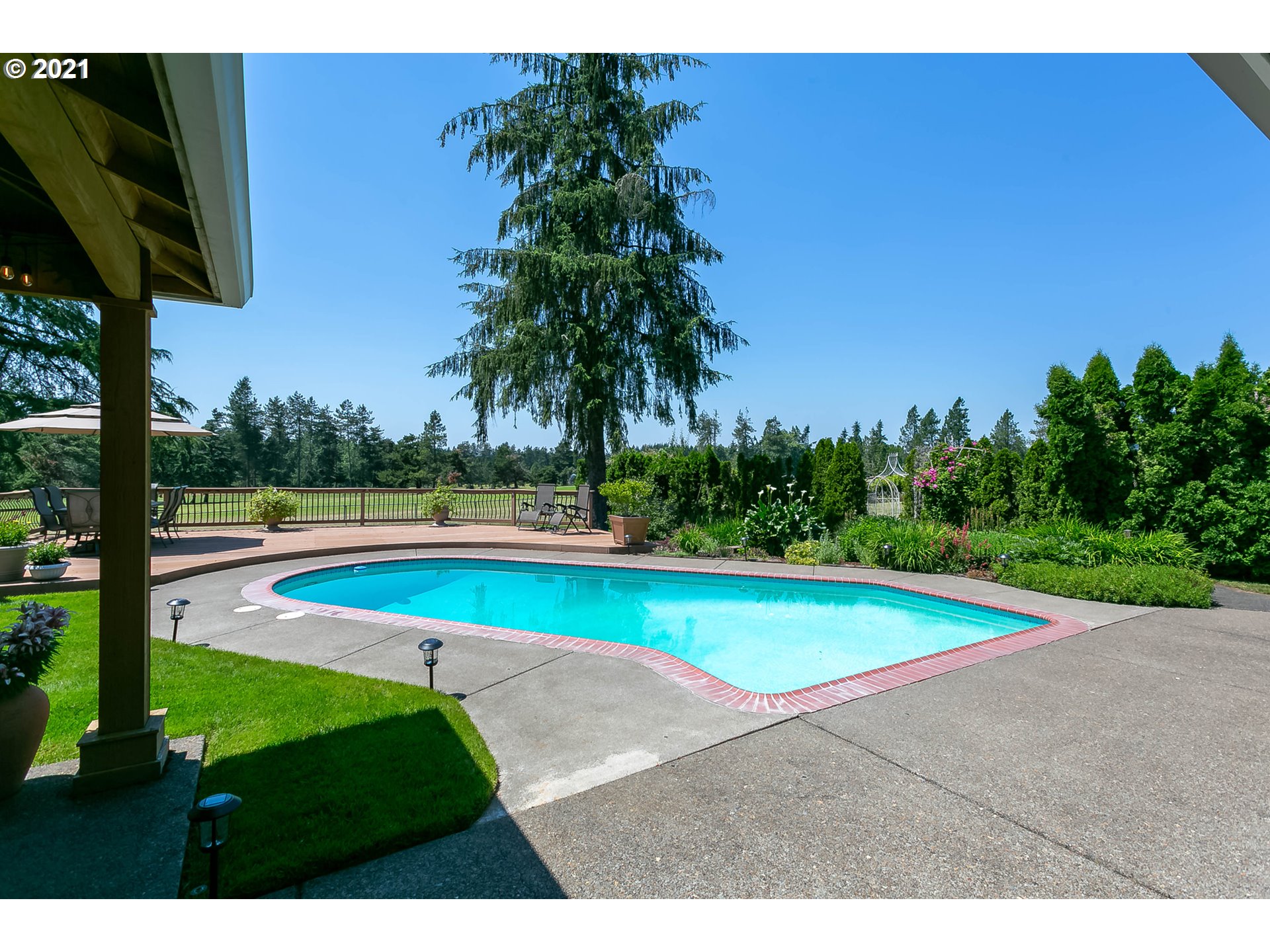 28353 Southwest Mountain Road West Linn, OR 97068 - Photo 23 of 32 Gallery Image 23