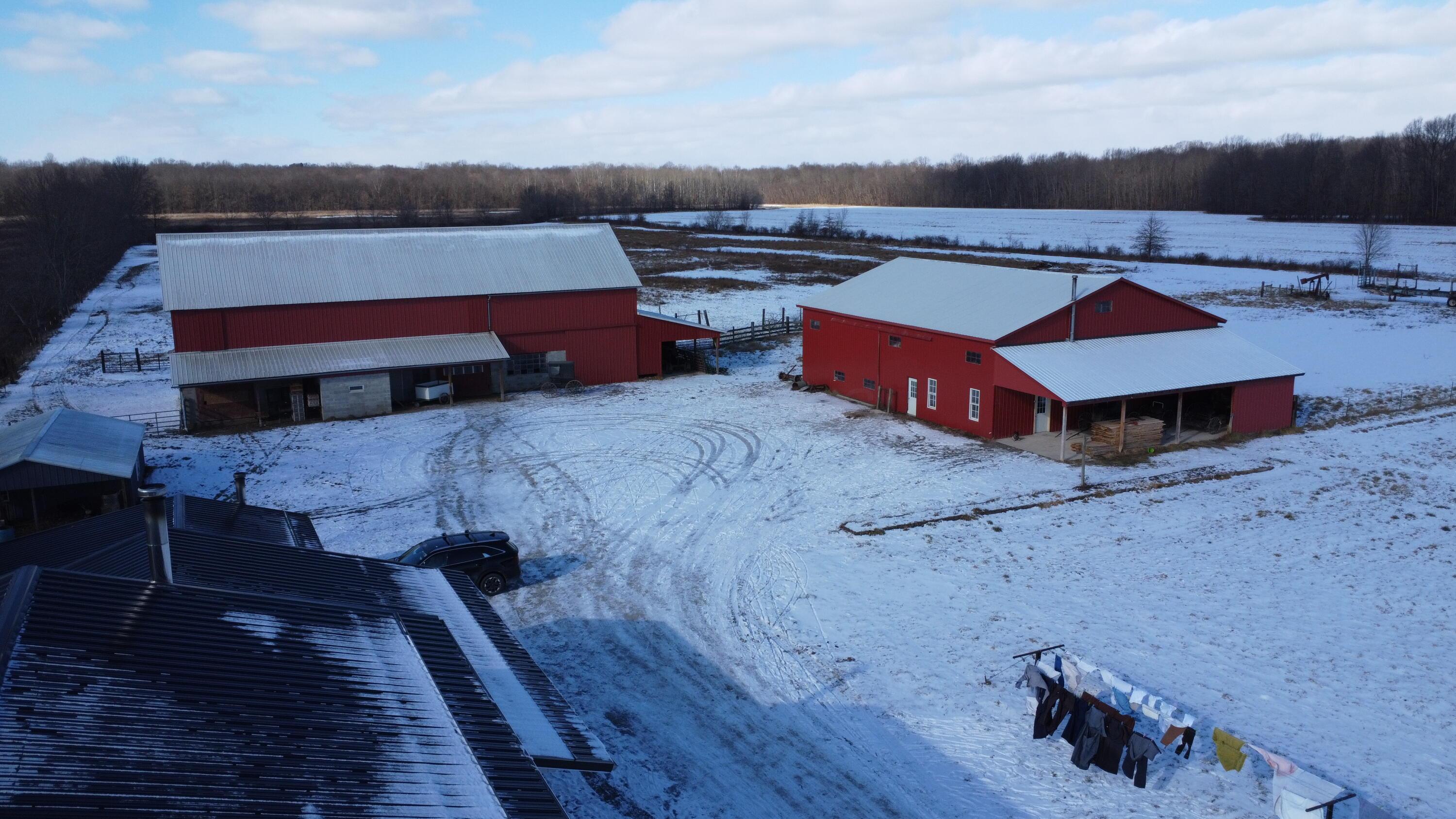 623 Flag Dale Road South Junction City, OH 43748 - Photo 4 of 27 Barns