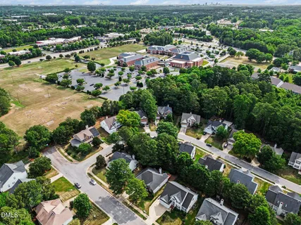 $500,000 | 404 Ravenstone Drive, Cary, NC 27518
