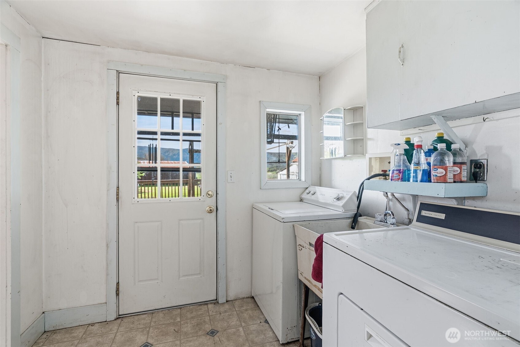 77 South Welcome Slough Road Cathlamet, WA 98612 - Photo 23 of 40