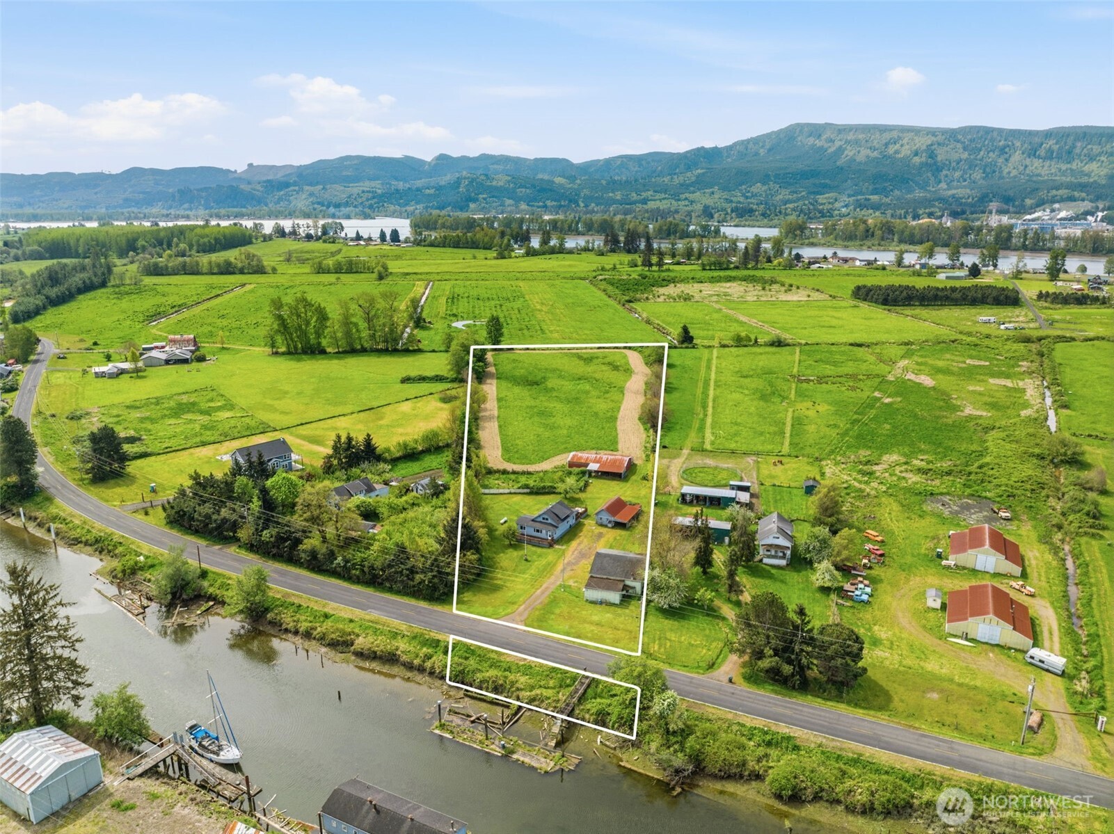 77 South Welcome Slough Road Cathlamet, WA 98612 - Photo 36 of 40