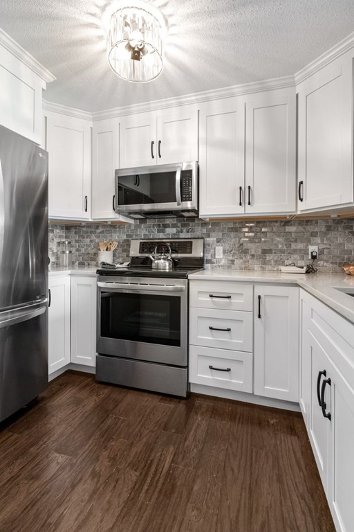 273 Cambridge Road, Unit 603 Woburn, MA 01801 - Photo 3 of 13 Gallery Image 3