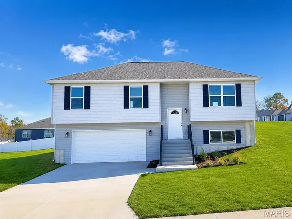 $317,400 | 112 Ventnor Ave Union, Union, MO 63084