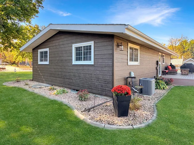 $245,000 | 230 Prairie Street, Lake Wilson, MN 56151