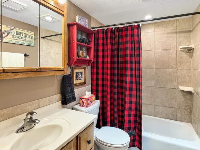 $245,000 | 230 Prairie Street, Lake Wilson, MN 56151