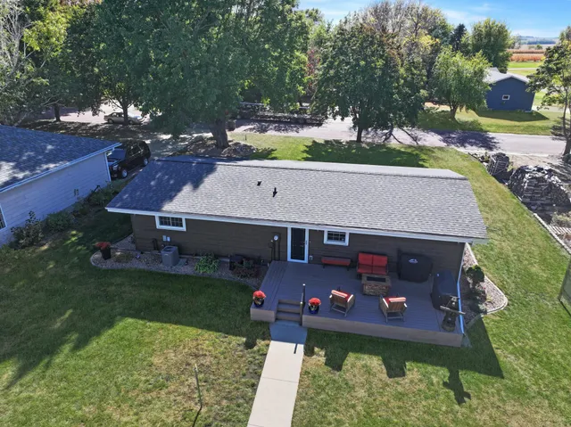 $245,000 | 230 Prairie Street, Lake Wilson, MN 56151