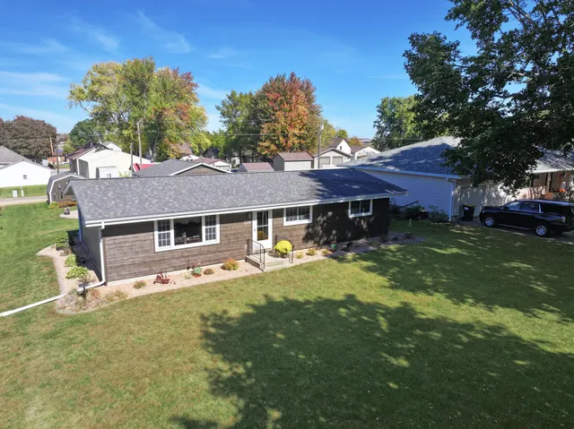 $245,000 | 230 Prairie Street, Lake Wilson, MN 56151